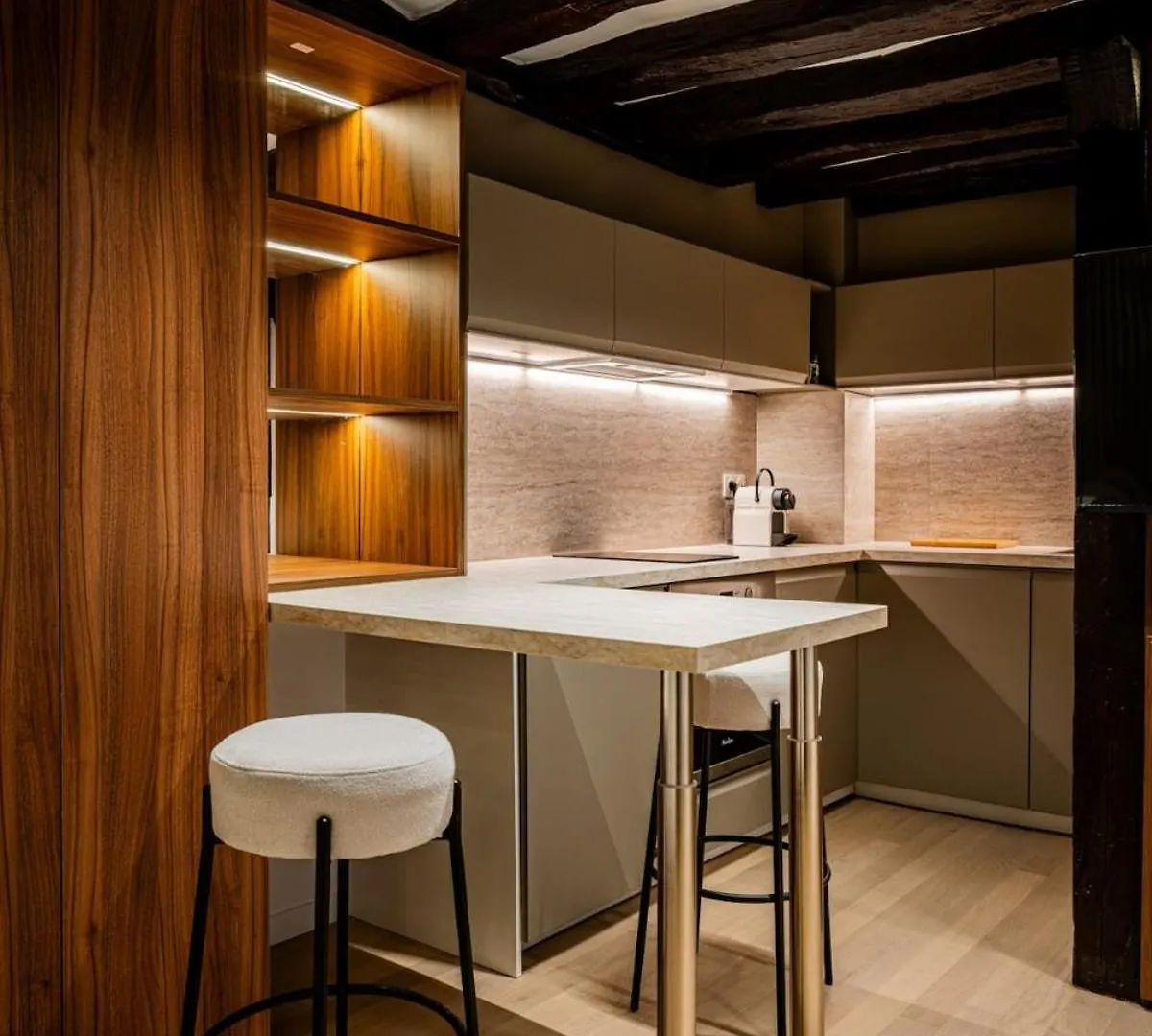 Studio 2Pers # Ile St Louis # Bord De Seine Paris Apartment