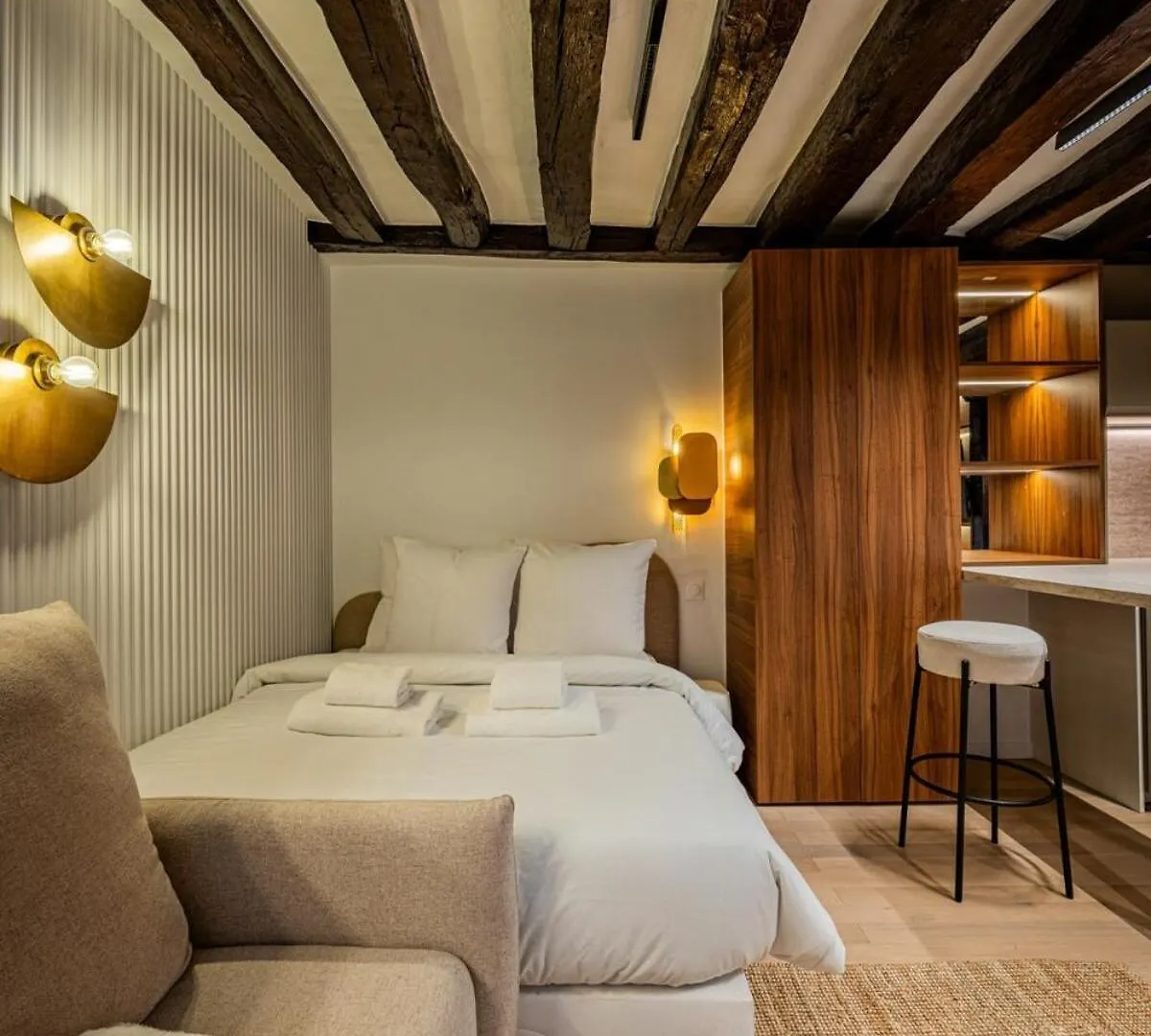Studio 2Pers # Ile St Louis # Bord De Seine Paris 0*,  France